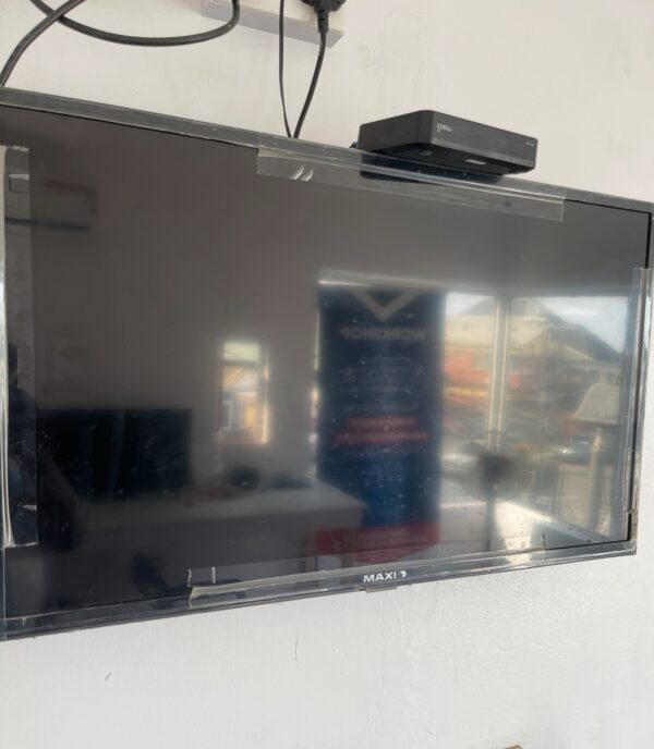 Maxi TV (32 inches) - Image 3