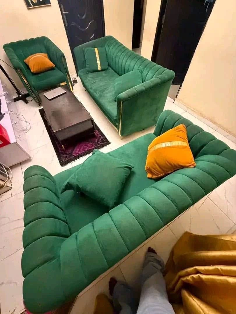 Sofa (6 seater)